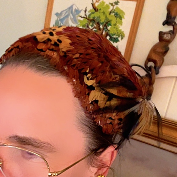 Vintage 1950s Fascinator Hat, Pheasant Feathers, All-Over Feathers, Pin Up - Picture 4 of 9